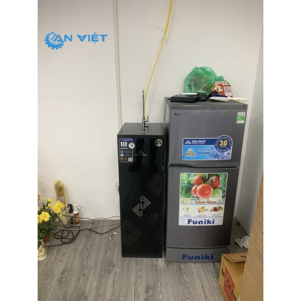 Máy lọc nước RO tủ đứng Hòa Phát HPR556