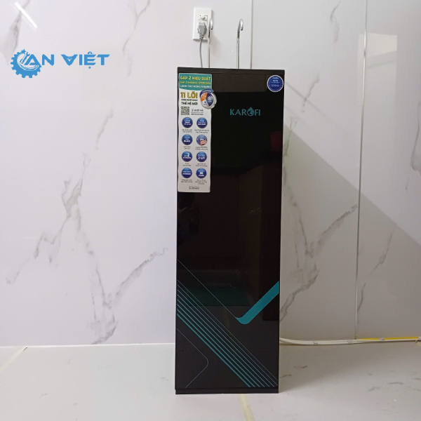 Máy lọc nước nóng lạnh Karofi KAD-M68