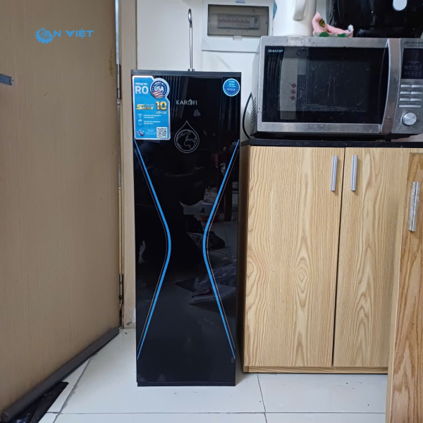 Máy lọc nước Karofi KAQ-D36